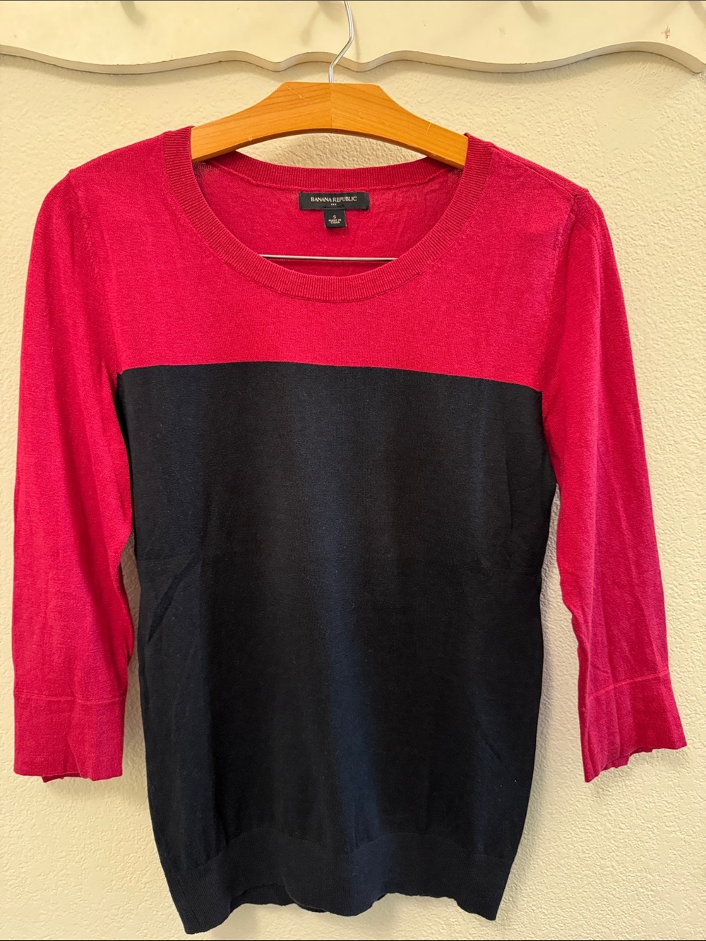 Banana Republic Pink and Navy Colorblock 3/4 Sleeve Top